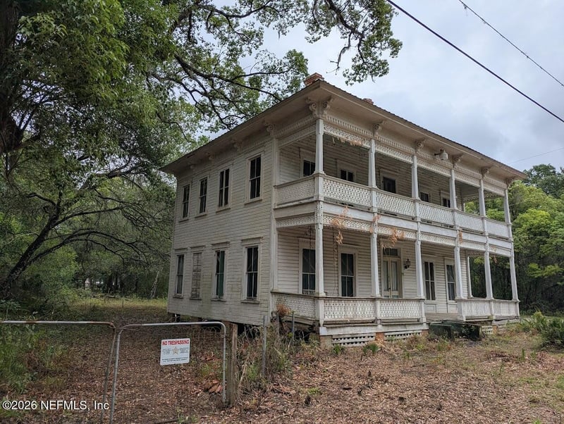 100 Tremont St, Interlachen, FL 32148