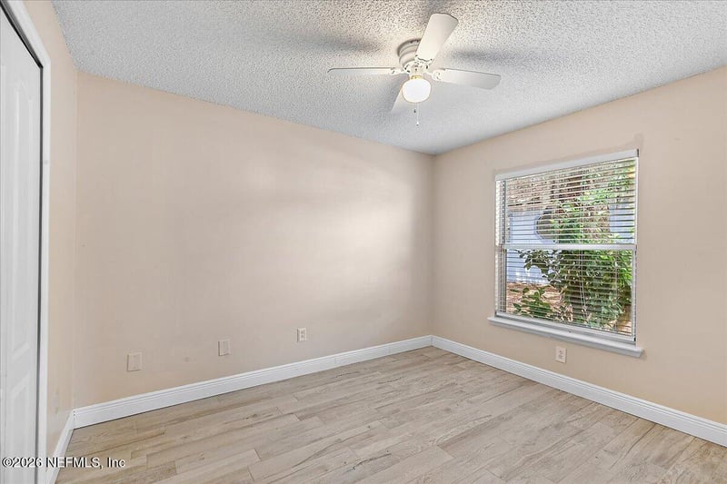 411 Summit Dr, Orange Park, FL 32073