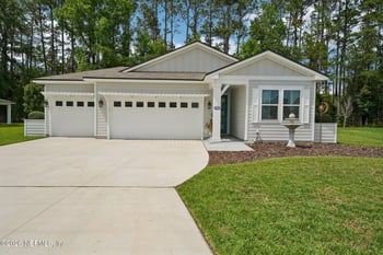 12675 Green Meadow Dr, Jacksonville, FL 32218