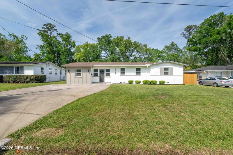 4533 Water Oak Ln, Jacksonville, FL 32210