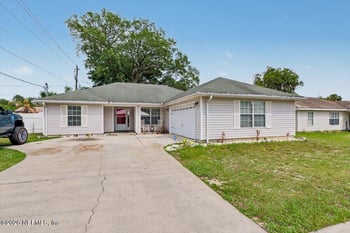 237 Mango Dr, Palatka, FL 32177