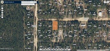 529 Nova Scotia St, Interlachen, FL 32148
