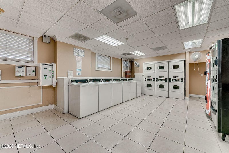 311 Ashley St #806, Jacksonville, FL 32204