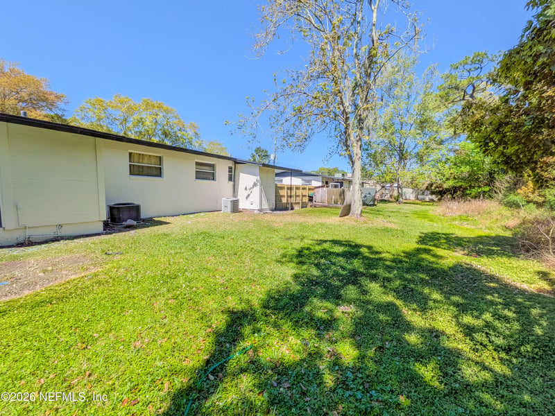 1615 Brookview Dr, Jacksonville, FL 32246