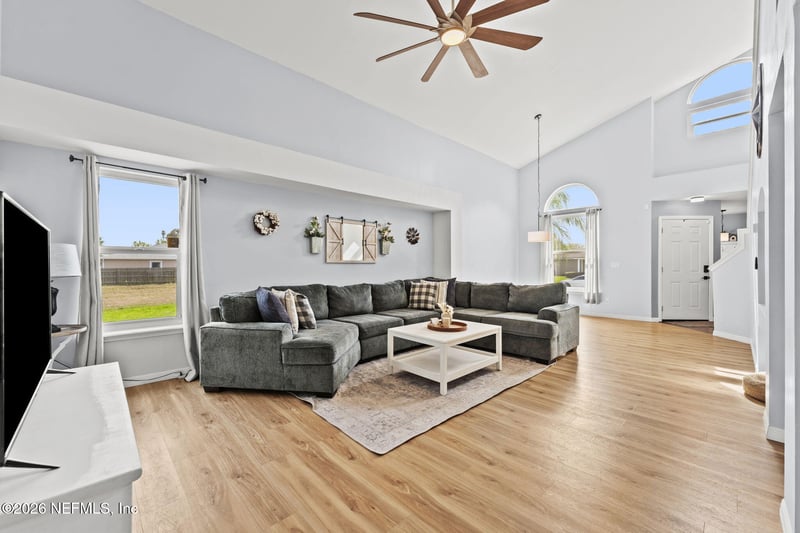 3423 Caroline Ridge Ln, Jacksonville, FL 32225