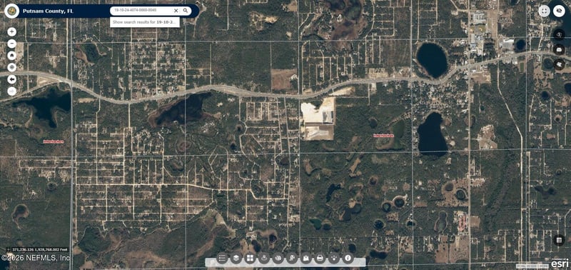 529 Nova Scotia St, Interlachen, FL 32148