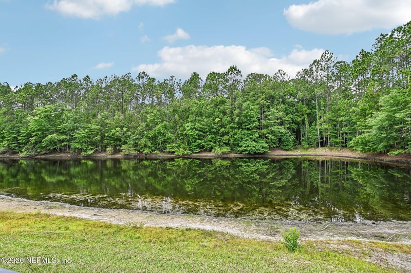 830 Wellhouse Dr, Jacksonville, FL 32220