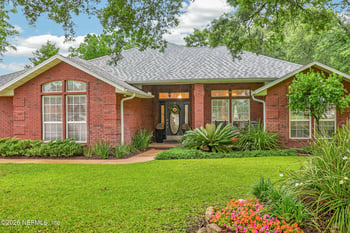4237 Raintree Dr, Macclenny, FL 32063