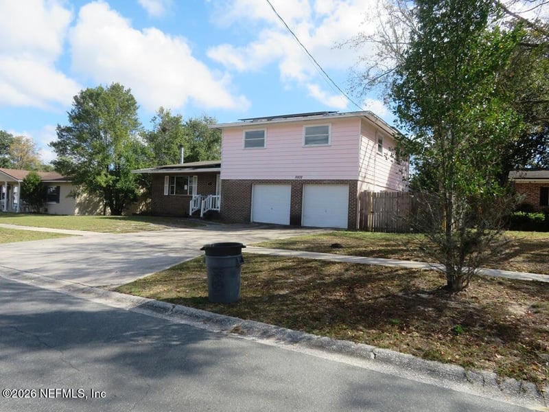 5932 Jaguar Dr, Jacksonville, FL 32244
