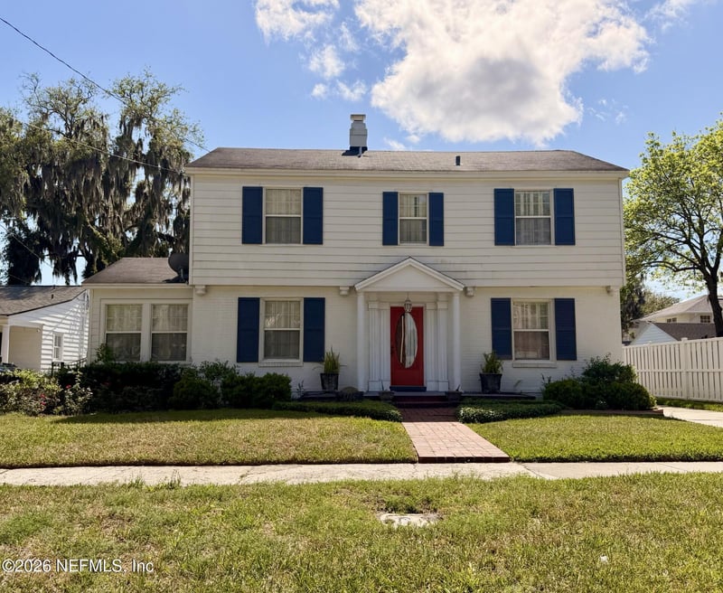 2722 White Oak Ln, Jacksonville, FL 32207