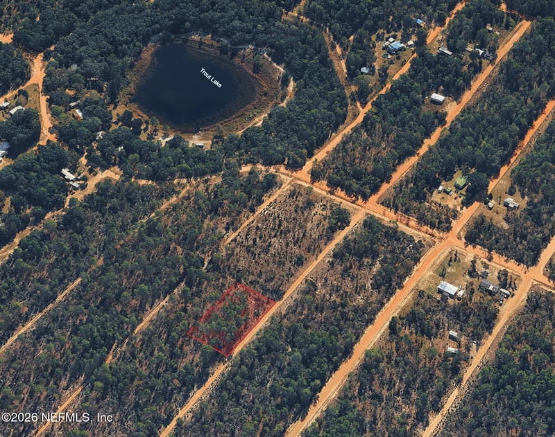 228 Salem Trl, Interlachen, FL 32148