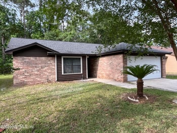 1557 Shearwater Dr, Jacksonville, FL 32218