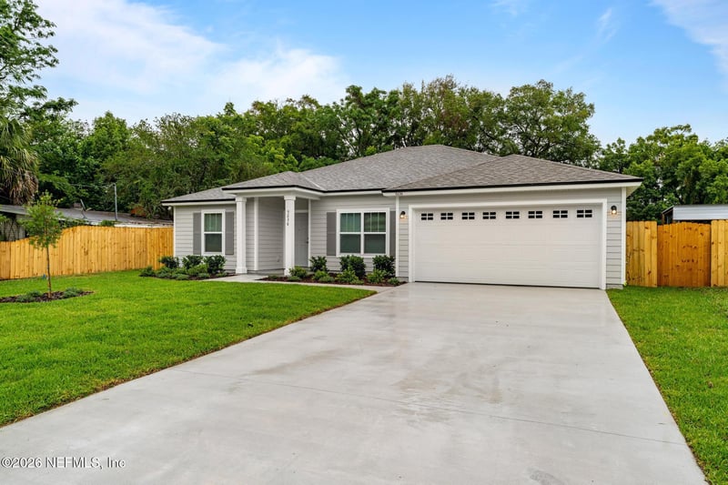 5236 Penn Cir, Jacksonville, FL 32207