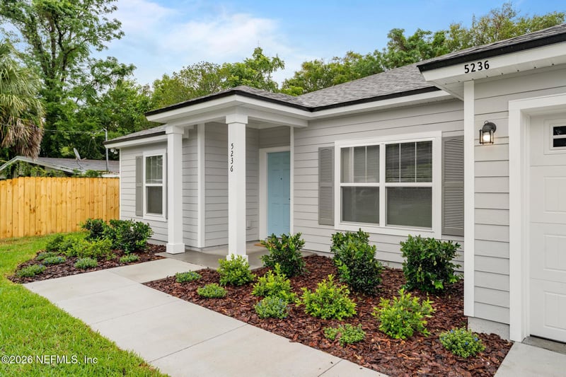 5236 Penn Cir, Jacksonville, FL 32207