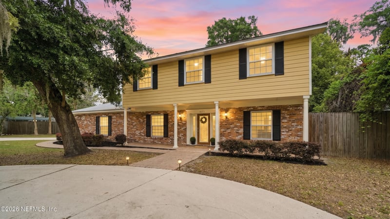6171 Riviera Ln, Jacksonville, FL 32216