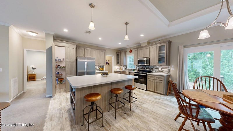 265 Lake Como Dr, Pomona Park, FL 32181