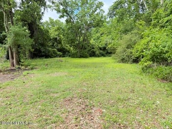 Thomas Ave, Jacksonville, FL 32218