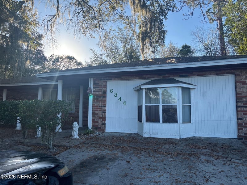 6344 Dickens Dr, Jacksonville, FL 32244