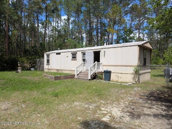 104 Moore Ave, Interlachen, FL 32148