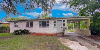 2750 Calloway Cir, Jacksonville, FL 32209