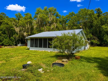 116 Biscayne Dr, Florahome, FL 32140