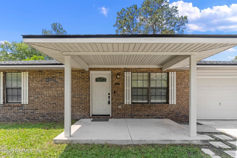 714 Short Putt Dr, Macclenny, FL 32063