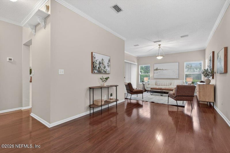 522 Selva Lakes Cir, Atlantic Beach, FL 32233