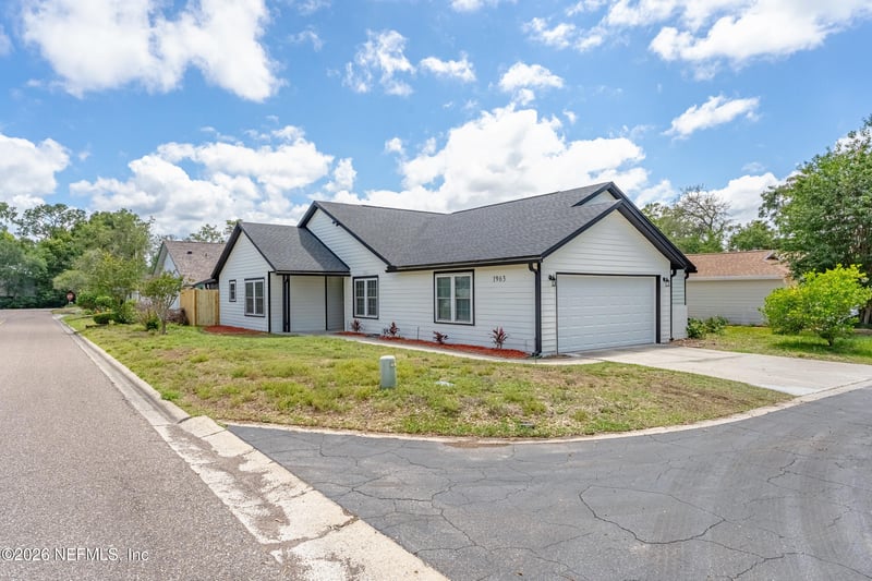 1963 Acorn Rn, Orange Park, FL 32073