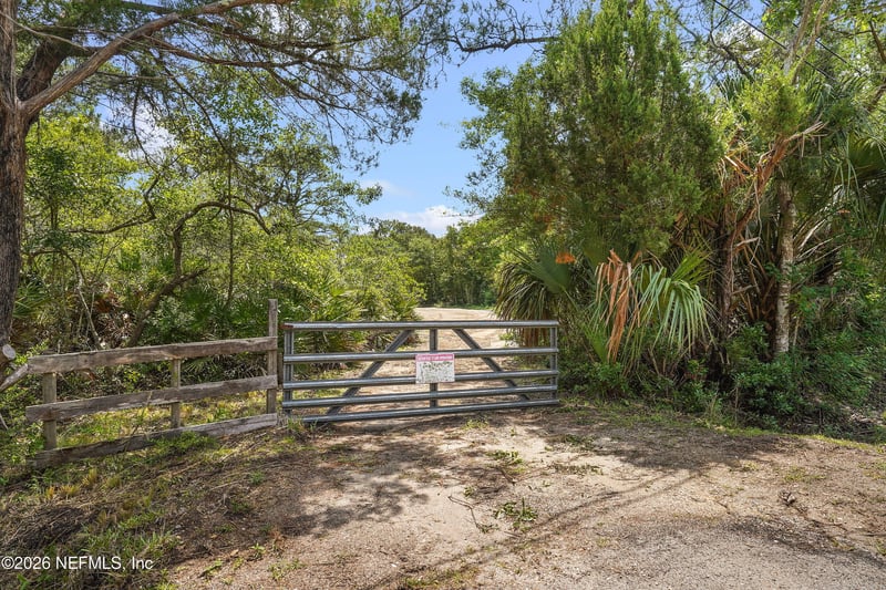 6432 Sherry Ln, St Augustine, FL 32095