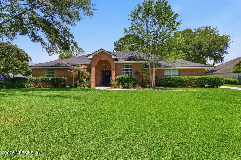 170 Edgewater Branch Dr, St Johns, FL 32259