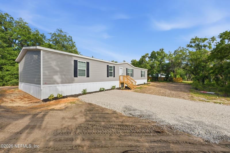 352 County Road 315, Interlachen, FL 32148