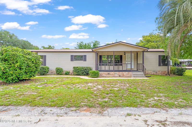 418 Cove Dr, Satsuma, FL 32189