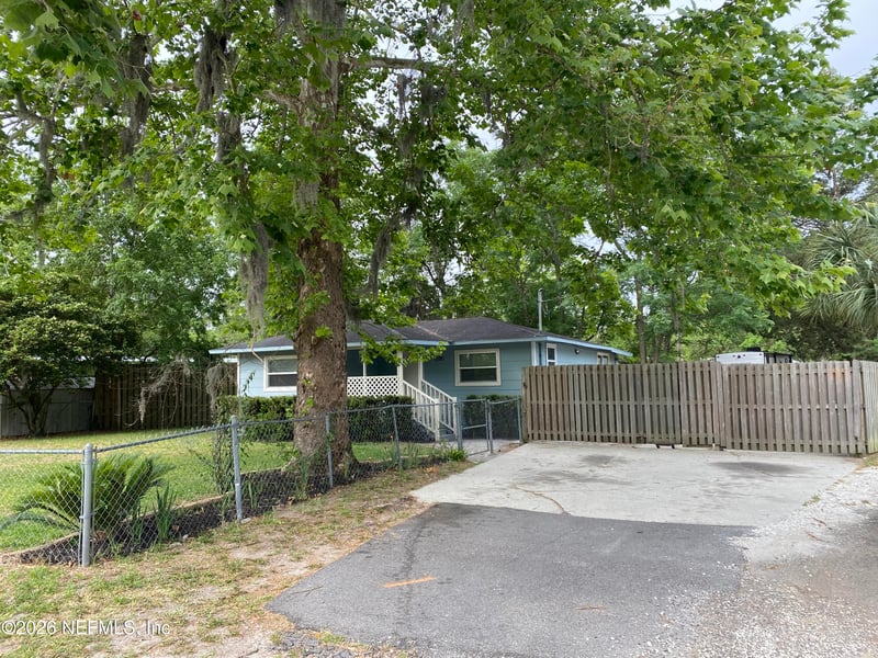 12312 Pulaski Rd, Jacksonville, FL 32218