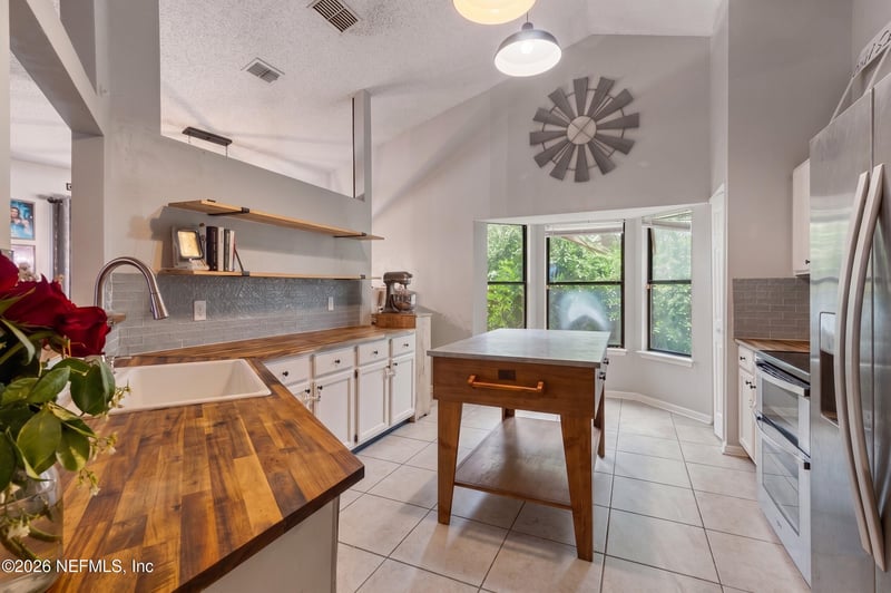 414 Shamrock , Jacksonville, FL 32218