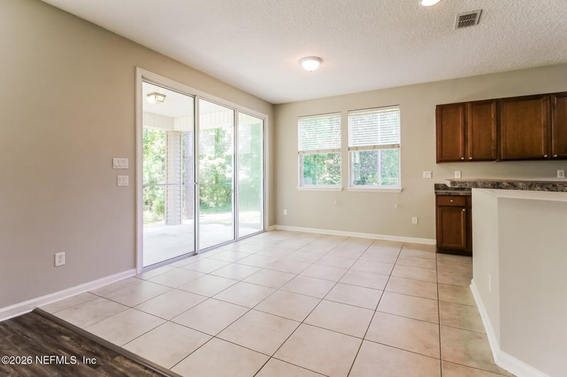 1550 Carpathian Dr, Jacksonville, FL 32218