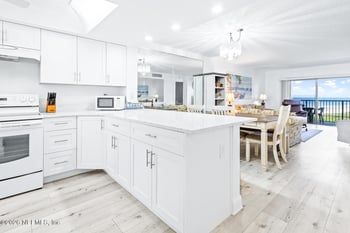 7520 Ridgewood Ave #906, Cape Canaveral, FL 32920