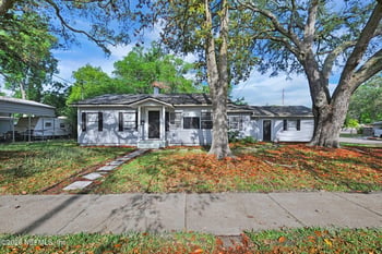 1046 Mackinaw St, Jacksonville, FL 32254