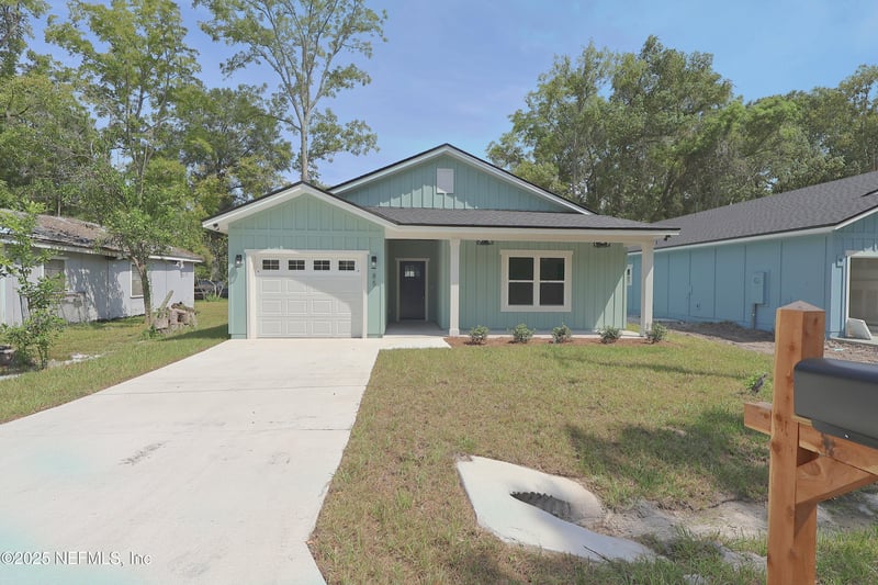 85 Delmonte St, Baldwin, FL 32234