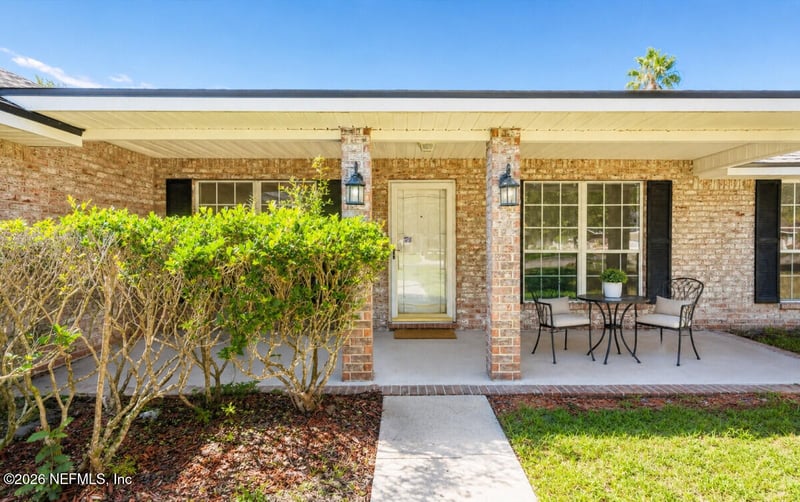 1254 Mcgirts Creek Dr, Jacksonville, FL 32221