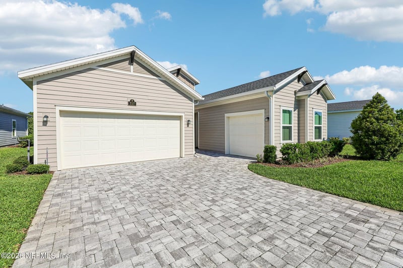 717 Stillwater Blvd, St Johns, FL 32259