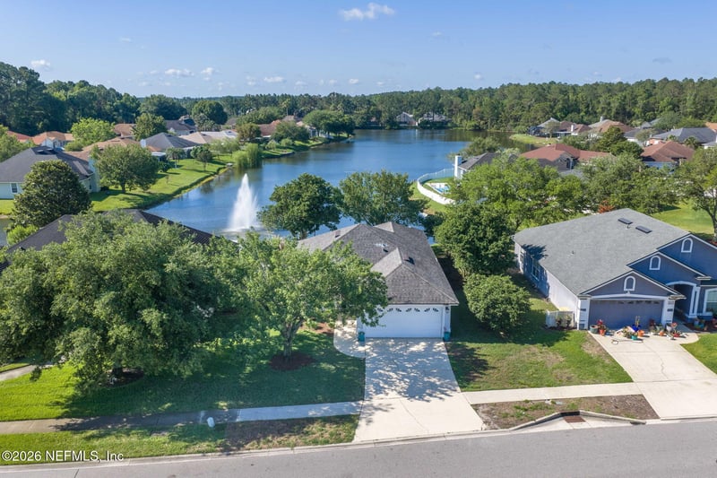 12118 Sunchase Dr, Jacksonville, FL 32246