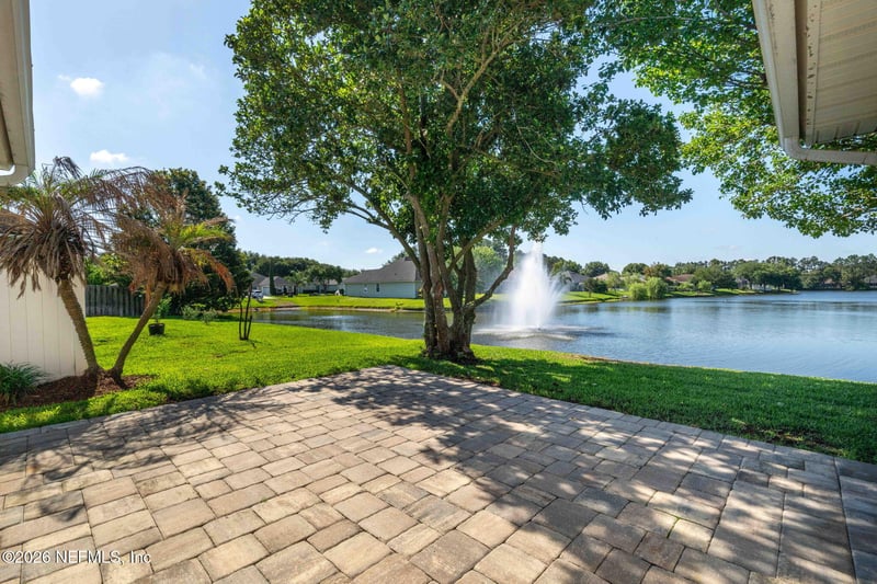 12118 Sunchase Dr, Jacksonville, FL 32246