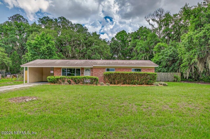 133 Magnolia Ave, East Palatka, FL 32131