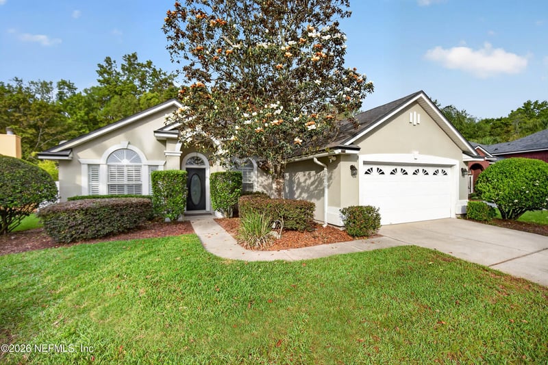 7834 Chase Meadows Dr, Jacksonville, FL 32256