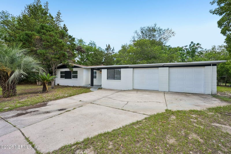 10554 Dobell Rd, Jacksonville, FL 32246