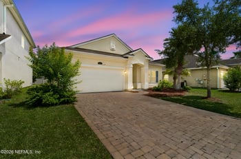 10111 Bedford Lakes Ct, Jacksonville, FL 32222