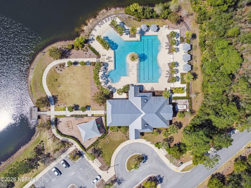 10111 Bedford Lakes Ct, Jacksonville, FL 32222