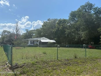 412 64th St, Interlachen, FL 32148