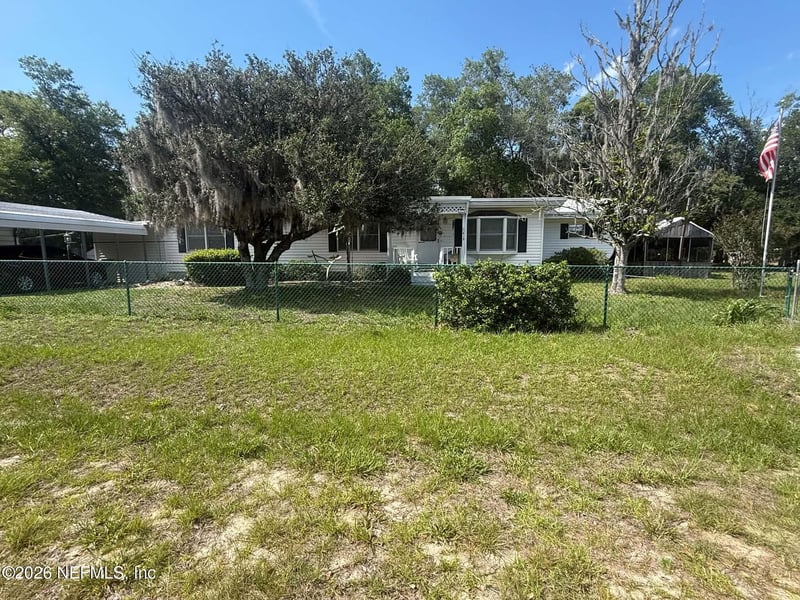 412 64th St, Interlachen, FL 32148