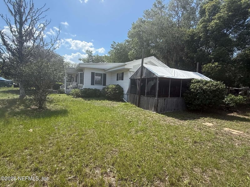 412 64th St, Interlachen, FL 32148